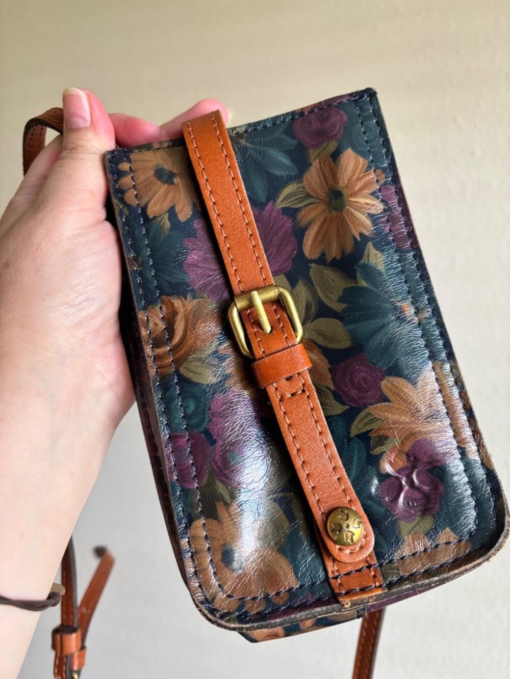Patricia Nash Vintage Style Floral Leather Crossbody Phone Pouch Buckle Accent